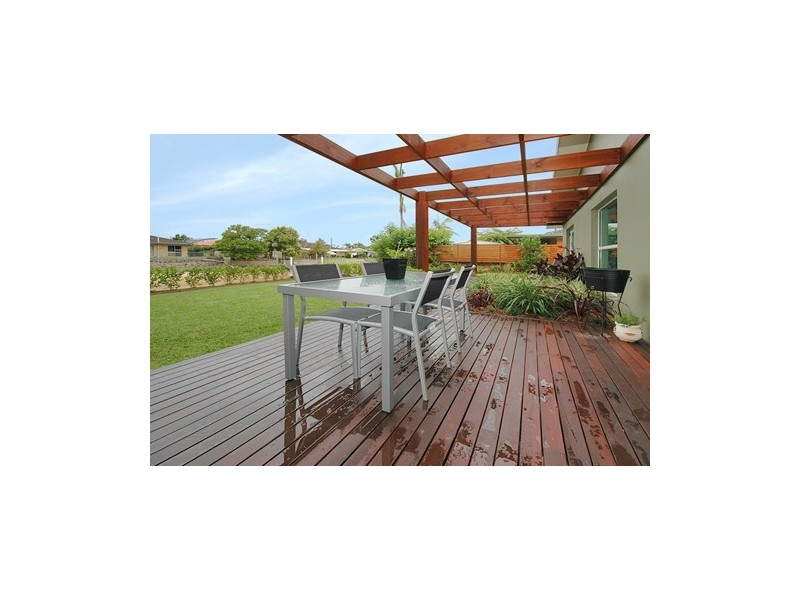 100 Rio Vista Boulevard, Broadbeach Waters QLD 4218