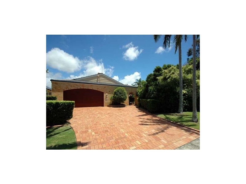 42 River Crescent, Broadbeach Waters QLD 4218