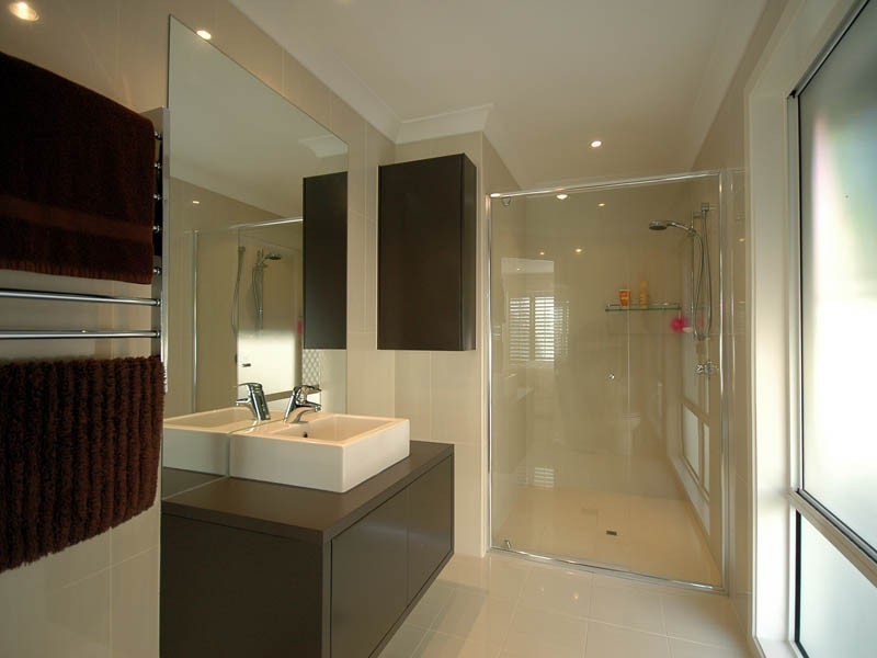 10 Montego Court, Mermaid Waters QLD 4218