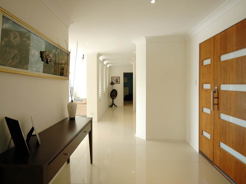 10 Montego Court, Mermaid Waters QLD 4218