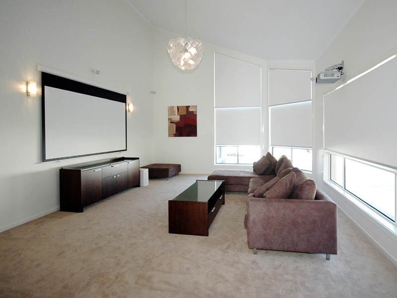 10 Montego Court, Mermaid Waters QLD 4218