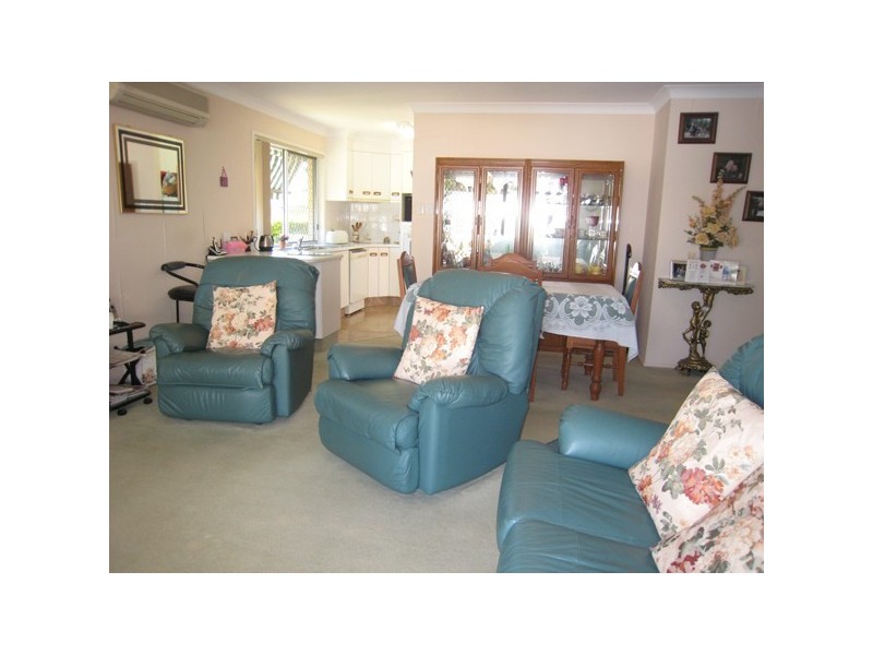 27 Key West, Broadbeach Waters QLD 4218