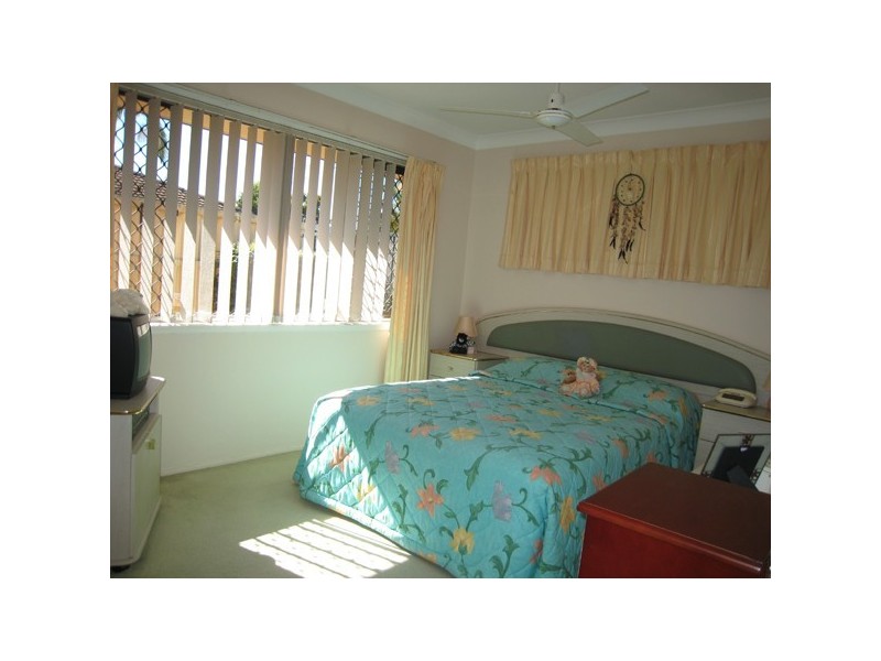 27 Key West, Broadbeach Waters QLD 4218