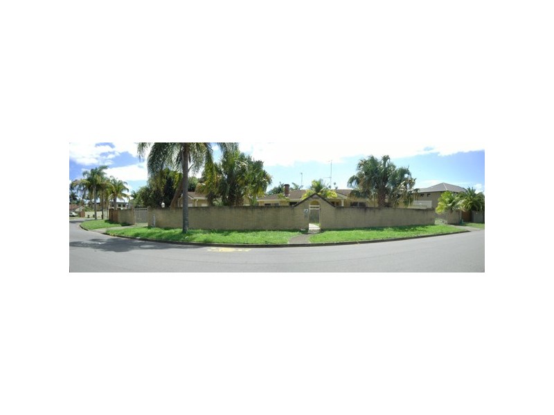 15 Cypress Drive West, Broadbeach Waters QLD 4218