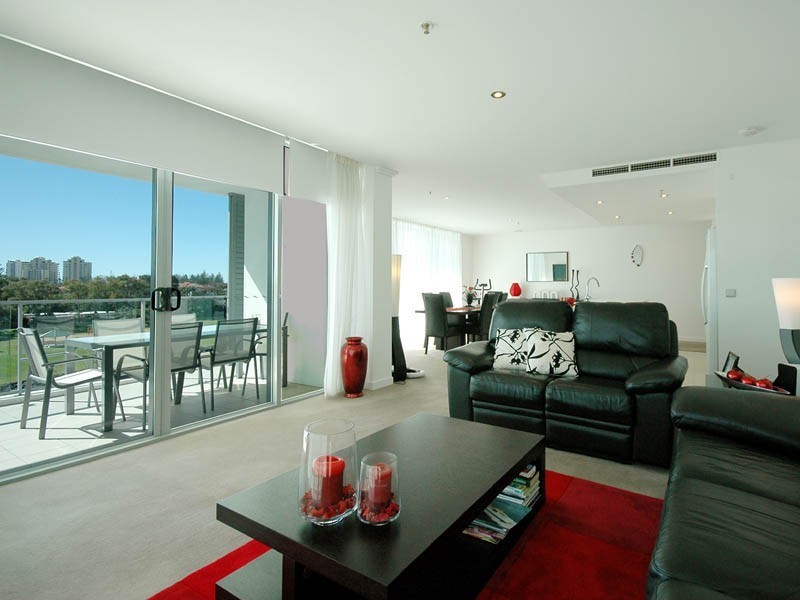 1309/33 T E Peters Drive, Broadbeach QLD 4218