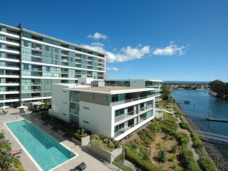 1309/33 T E Peters Drive, Broadbeach QLD 4218