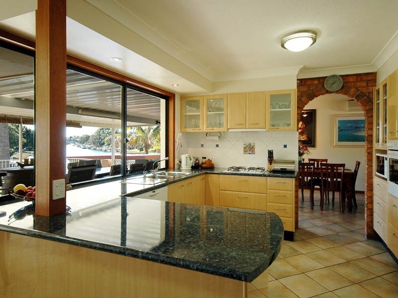 45 Witt Avenue, Carrara QLD 4211