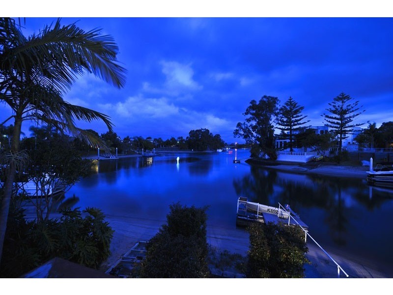 79 River Crescent, Broadbeach Waters QLD 4218