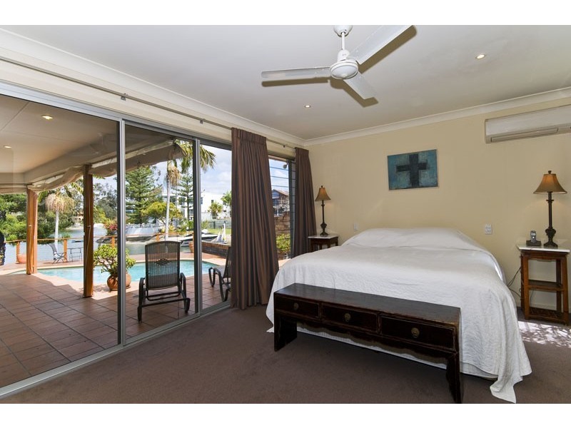 79 River Crescent, Broadbeach Waters QLD 4218