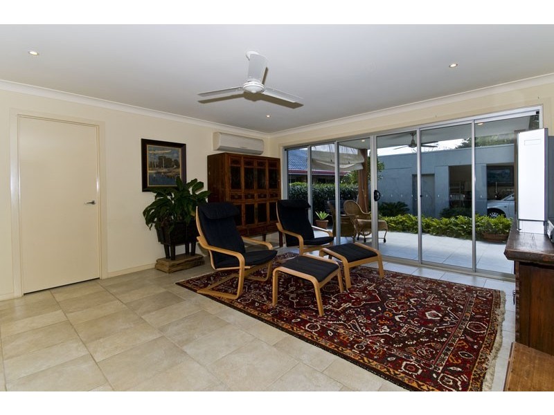 79 River Crescent, Broadbeach Waters QLD 4218
