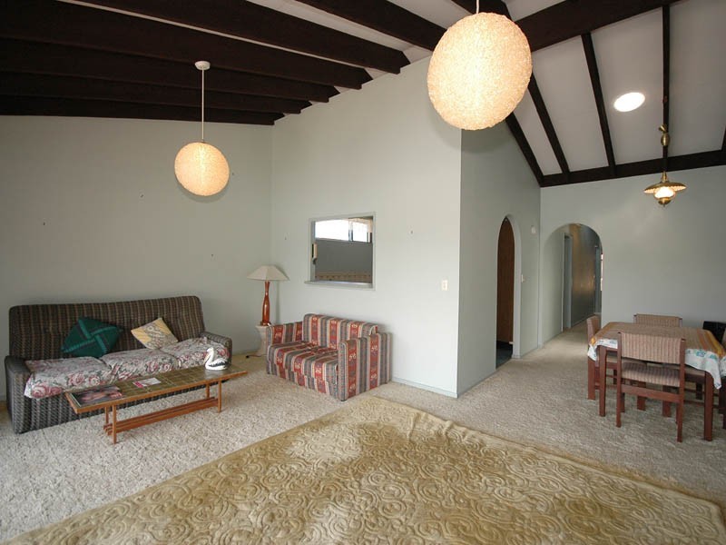 9/53 Hooker Blvd, Broadbeach Waters QLD 4218