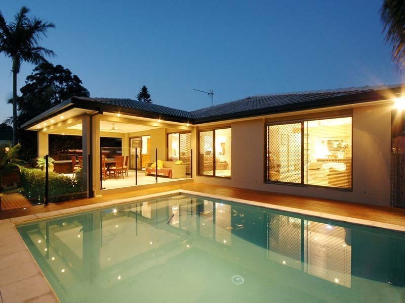 13A Garden Grove, Carrara QLD 4211