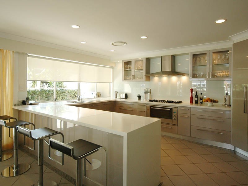 343 Monaco Street, Broadbeach Waters QLD 4218