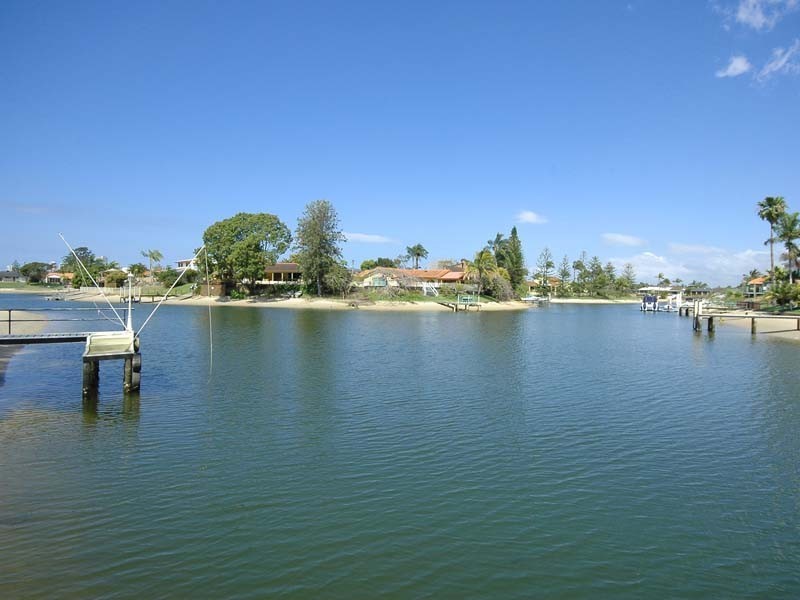 343 Monaco Street, Broadbeach Waters QLD 4218