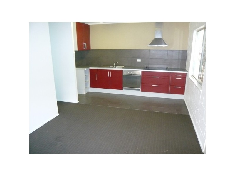 1/23 Sunset Boulevard, Surfers Paradise QLD 4217
