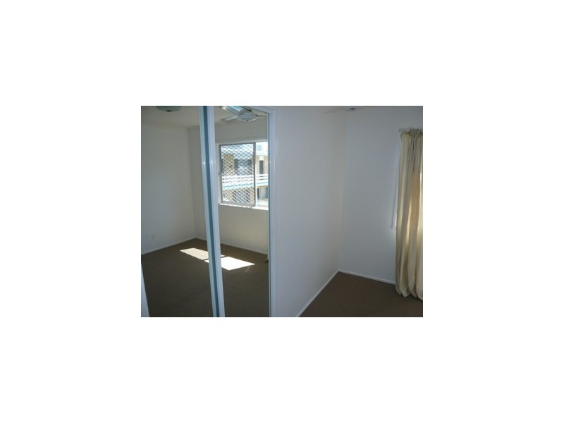 5/23 Sunset Boulevard, Surfers Paradise QLD 4217