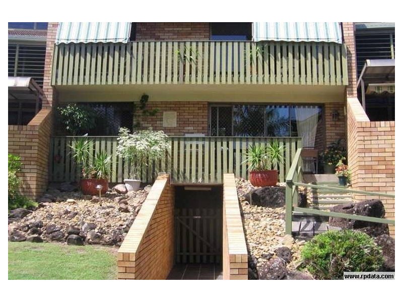 14/37 Hooker Boulevard, Broadbeach Waters QLD 4218