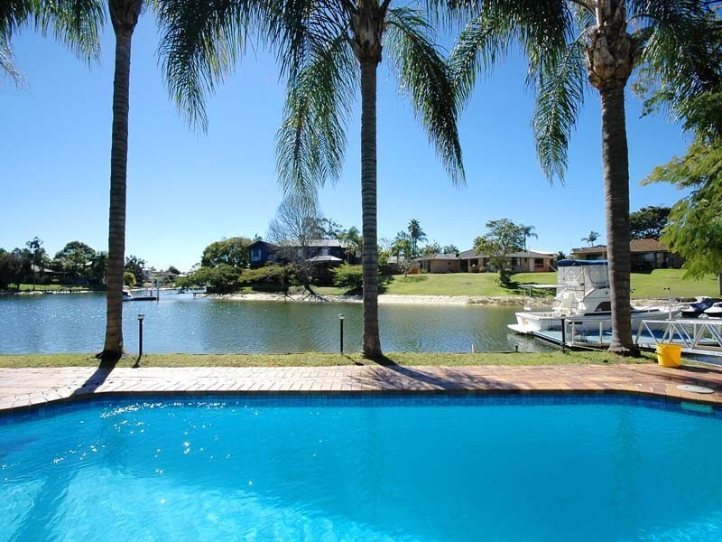 13 Huon Street, Broadbeach Waters QLD 4218