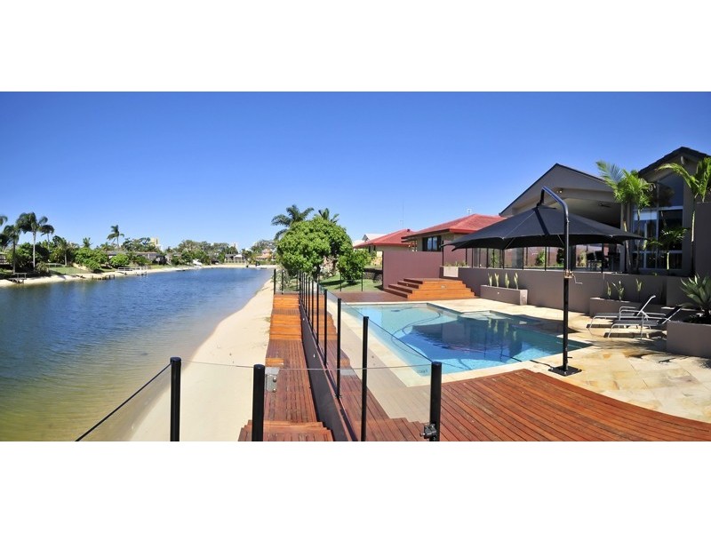 23 Delungra Street, Broadbeach Waters QLD 4218