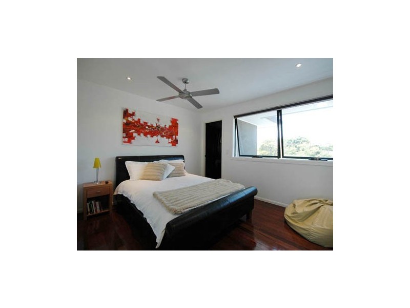 7 Rudd Street, Broadbeach Waters QLD 4218