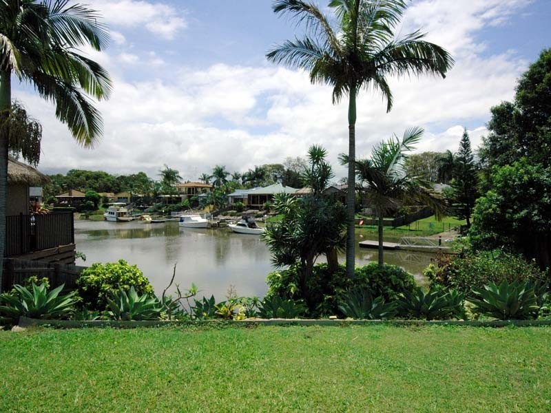 7 Fitzwilliam Street, Carrara QLD 4211