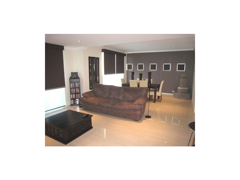 12/5 Aruma Street, Chevron Island QLD 4217