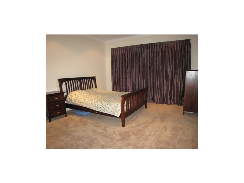 12/5 Aruma Street, Chevron Island QLD 4217