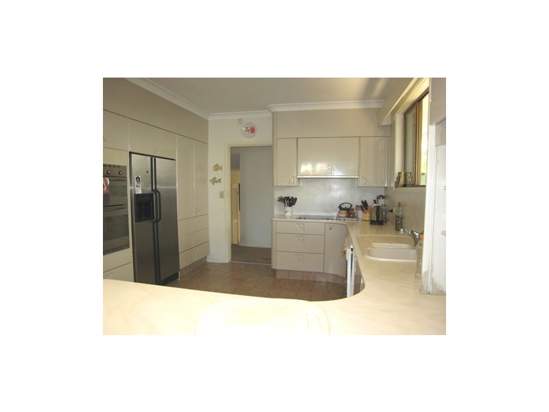 30 Sophie Avenue, Broadbeach Waters QLD 4218