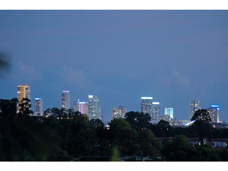 23 Pinkwood Drive, Ashmore QLD 4214