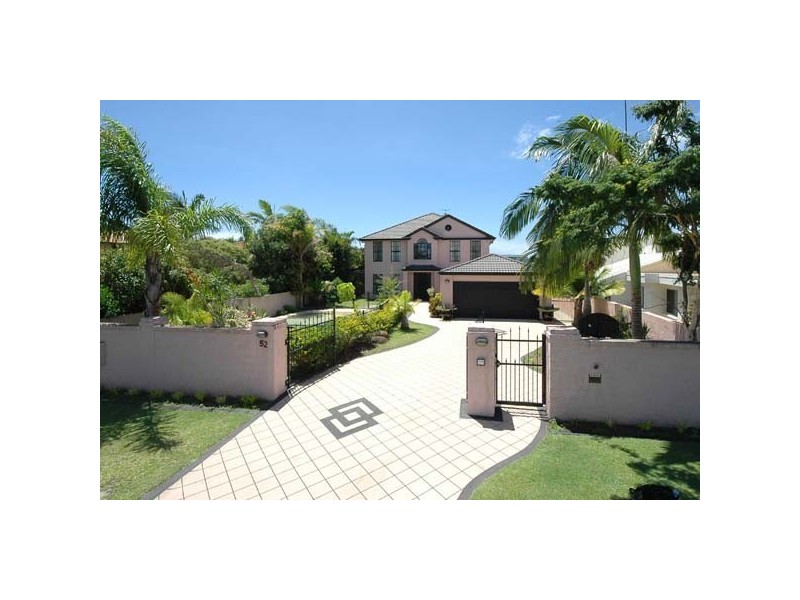 52 Fitzwilliam Street, Carrara QLD 4211