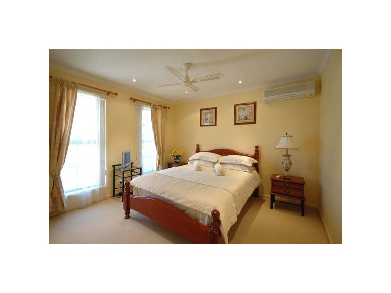 52 Fitzwilliam Street, Carrara QLD 4211