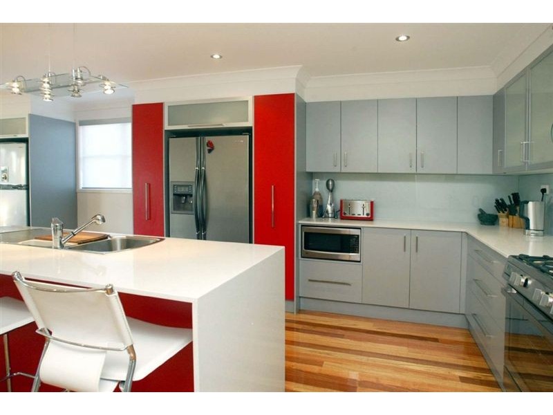 12 Cypress Drive, Broadbeach Waters QLD 4218