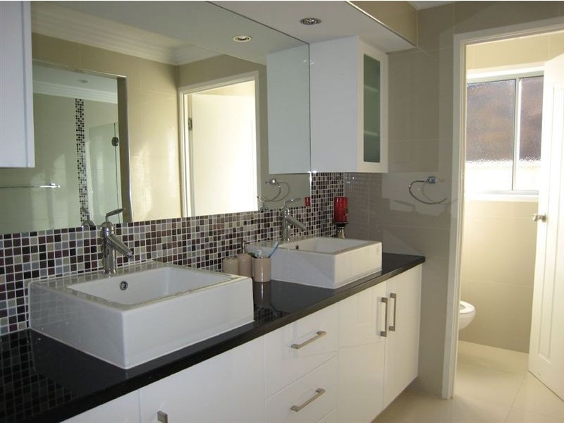 9 Moola Court, Broadbeach Waters QLD 4218