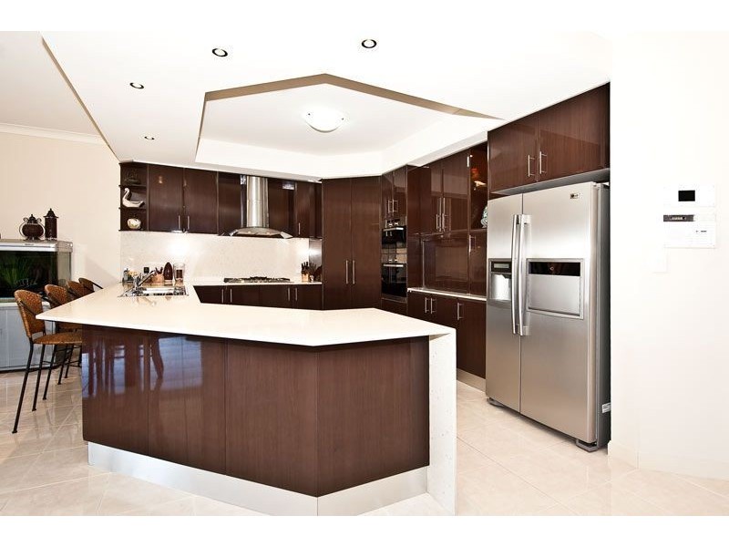 20 Bombala Street, Broadbeach Waters QLD 4218