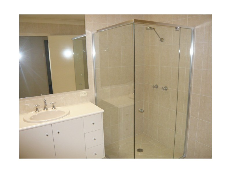 36 River Crescent, Broadbeach Waters QLD 4218