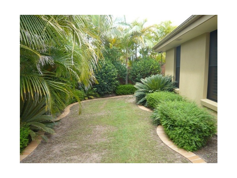 36 River Crescent, Broadbeach Waters QLD 4218