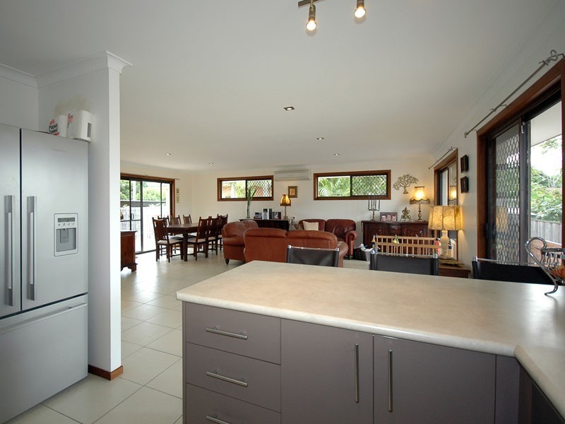 5 San Michele Court, Broadbeach Waters QLD 4218