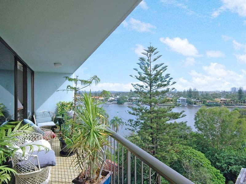 21/37 Monaco Street, Surfers Paradise QLD 4217