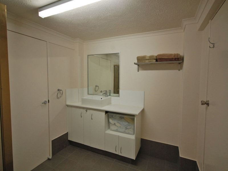 260 Benowa Road, Benowa QLD 4217