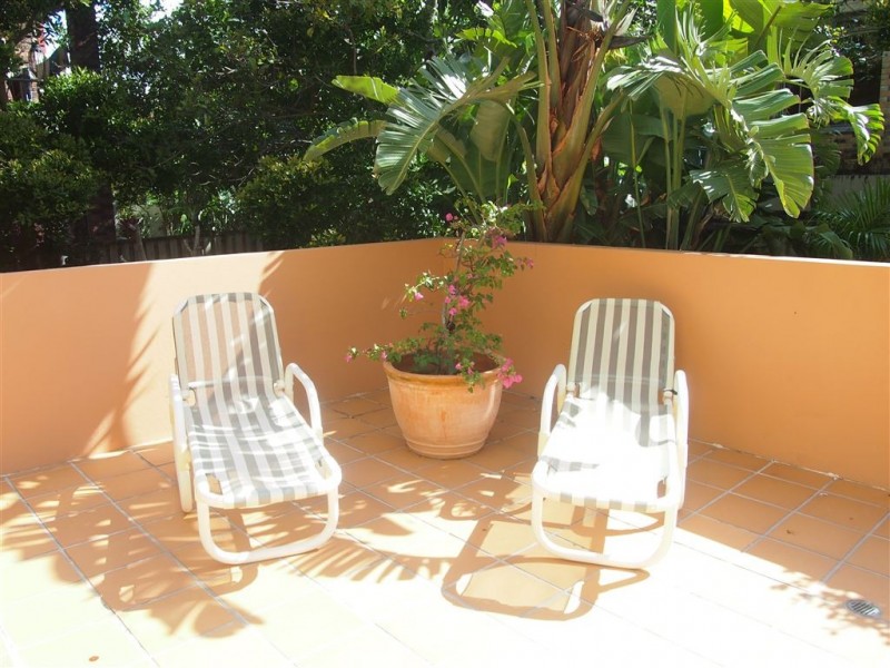 3/93 Old Burleigh Road, Broadbeach QLD 4218