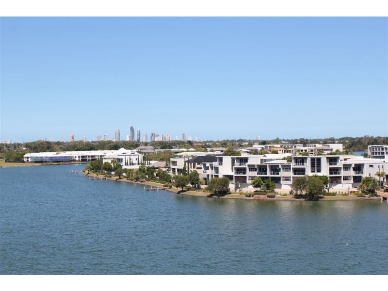 3277/3030 The Boulevard, Carrara QLD 4211