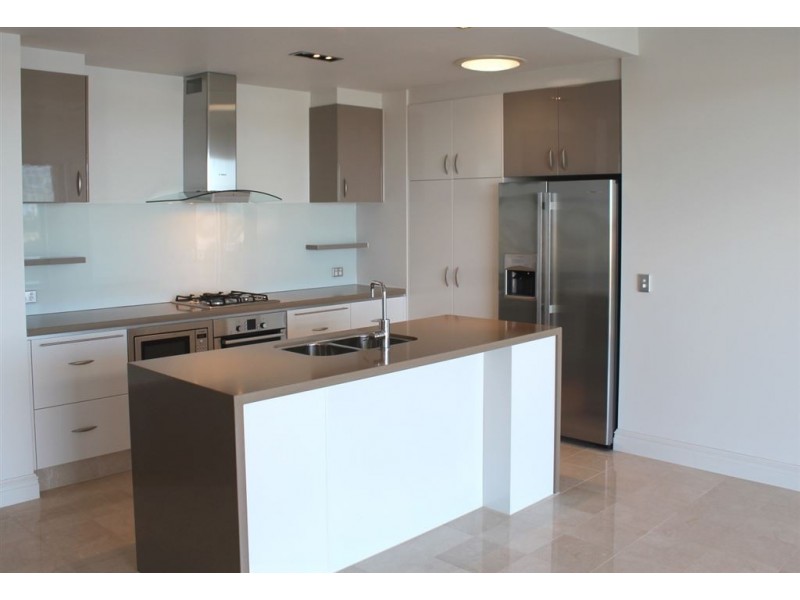 3277/3030 The Boulevard, Carrara QLD 4211