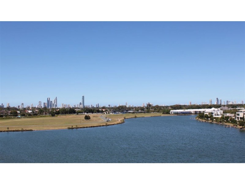 3277/3030 The Boulevard, Carrara QLD 4211