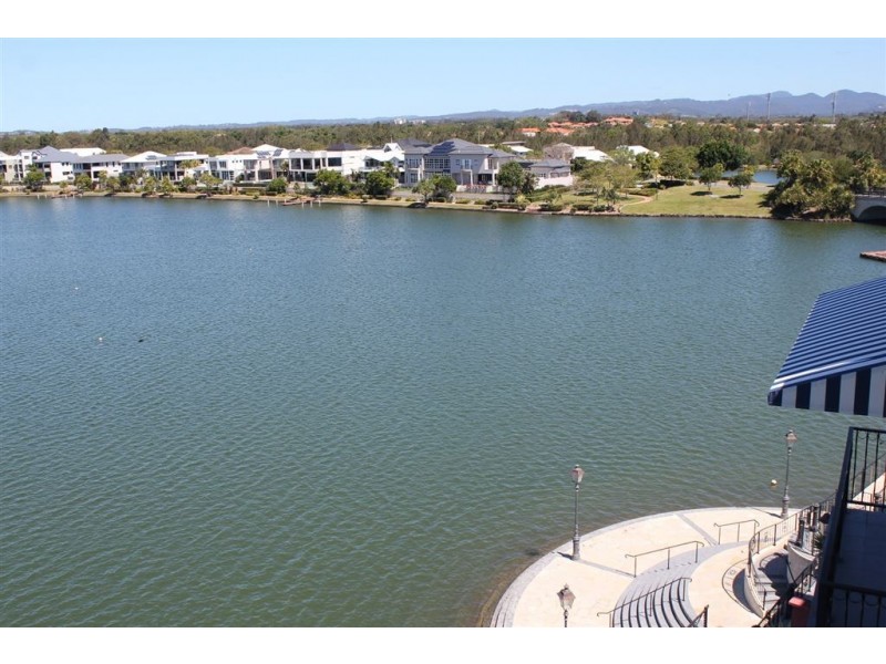 3277/3030 The Boulevard, Carrara QLD 4211