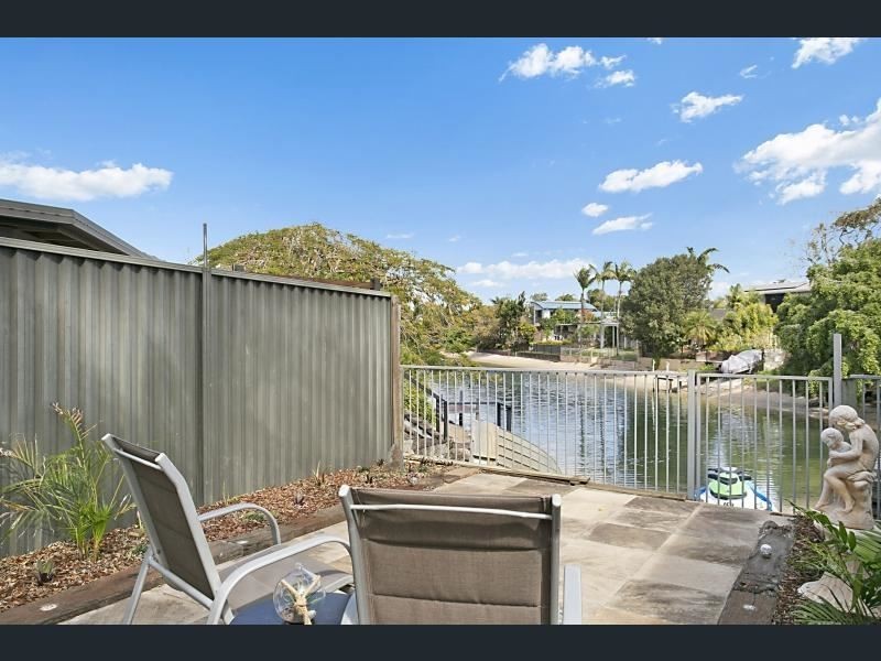 56 T E Peters Drive, Broadbeach Waters QLD 4218