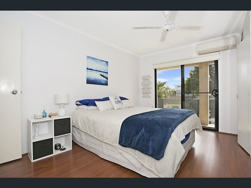 56 T E Peters Drive, Broadbeach Waters QLD 4218