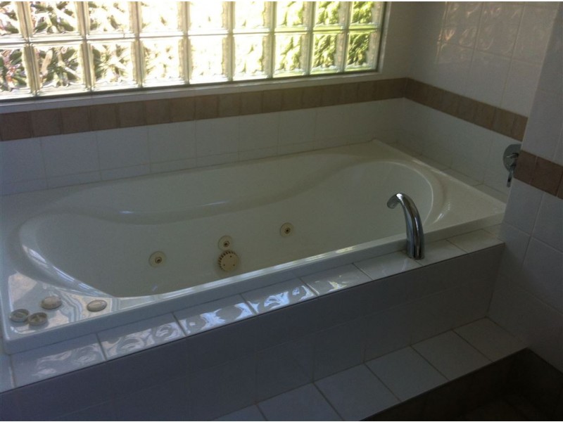 1/12 Greer Terrace, Southport QLD 4215