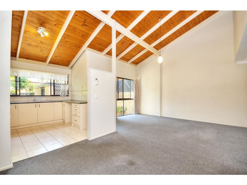 8/60 Karbunya Street, Mermaid Waters QLD 4218