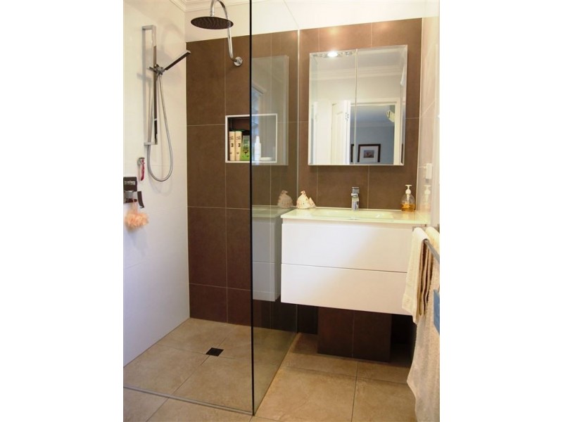 21 Sportsman Avenue, Mermaid Beach QLD 4218