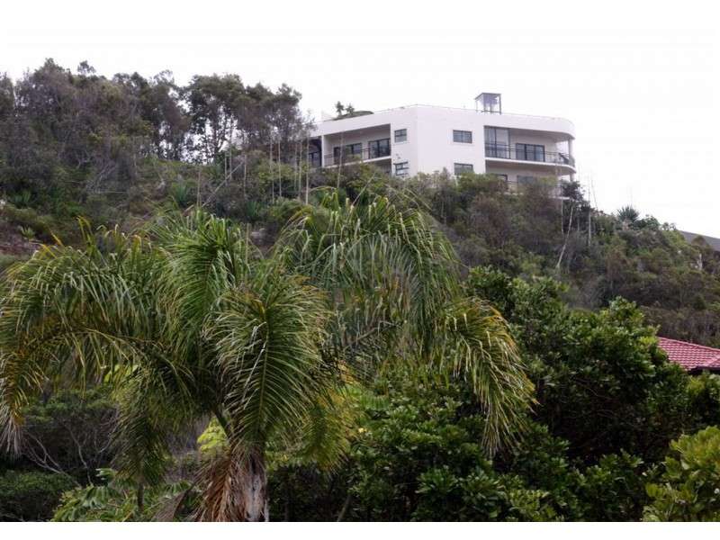 1 Great Hall Drive, Miami QLD 4220